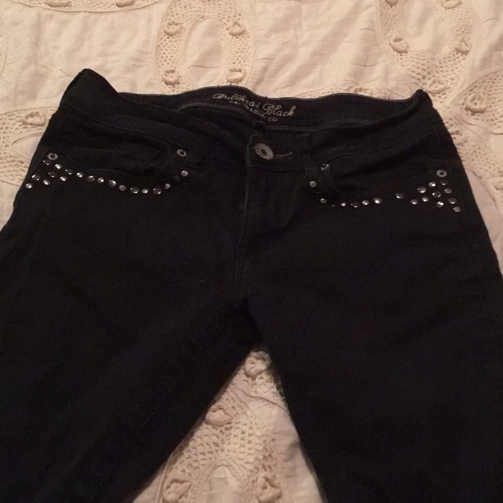 Black jeans bullhead